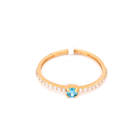 18K Gold Ring with Light Blue Stone