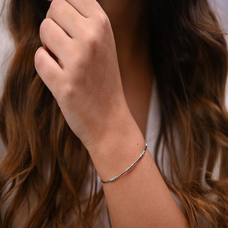 18K Gold Bracelet with Calm Classic Design