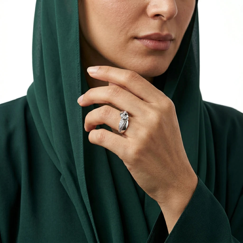 18K White Gold Evelyn Ring
