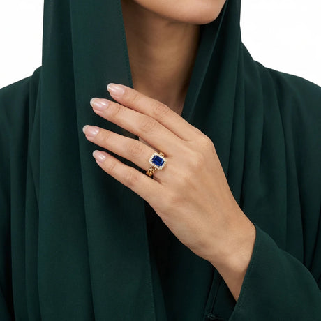 خاتم ذهب عيار 18 بفص أزرق مربع