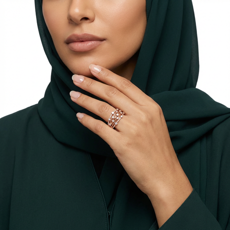 خاتم ذهب عيار 18 بتصميم دوائر صغيرة متشابكة