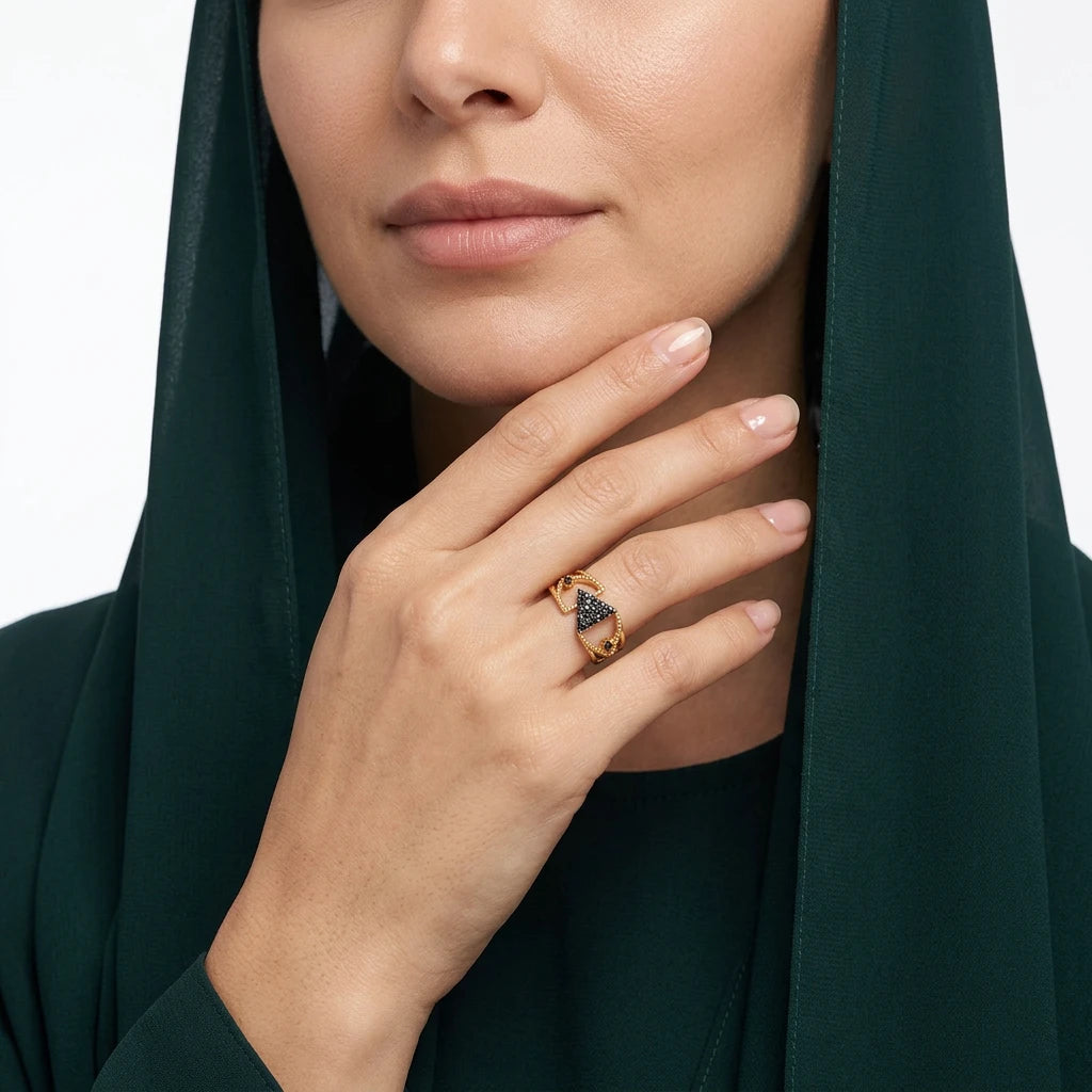 خاتم ذهب عيار 18 مثلث