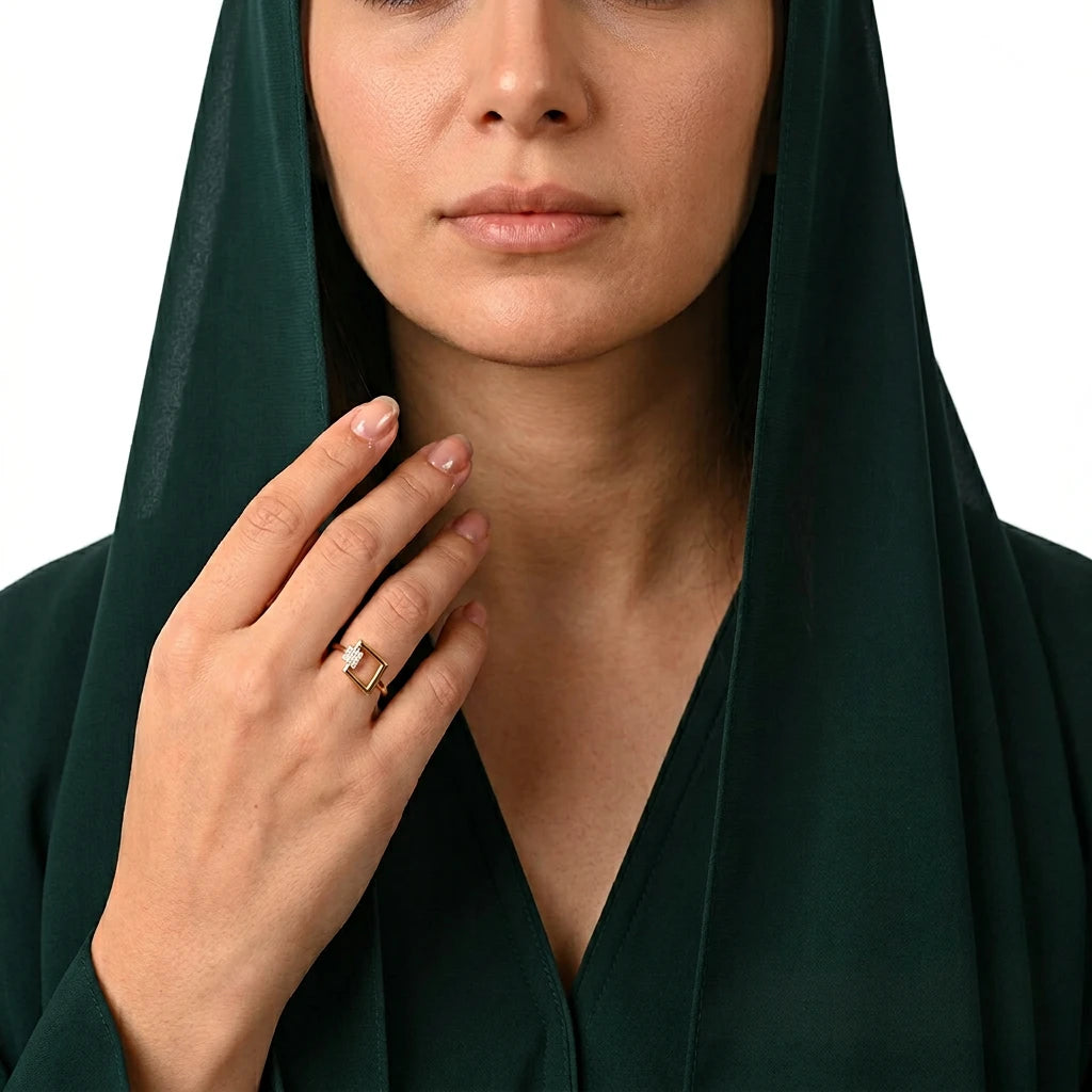 خاتم ذهب عيار 18 مربع الحظ