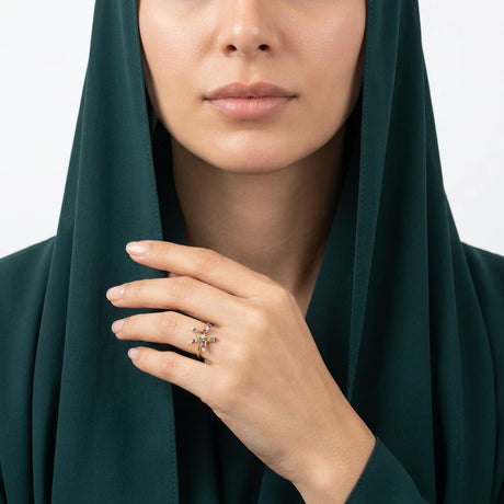 خاتم ذهب عيار 18 بتصميم نجمة ملونة