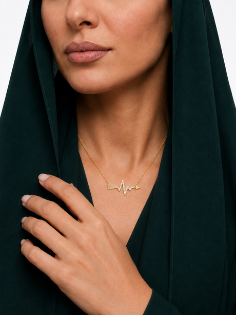 18K Gold Pendant with Althea Arrow Design