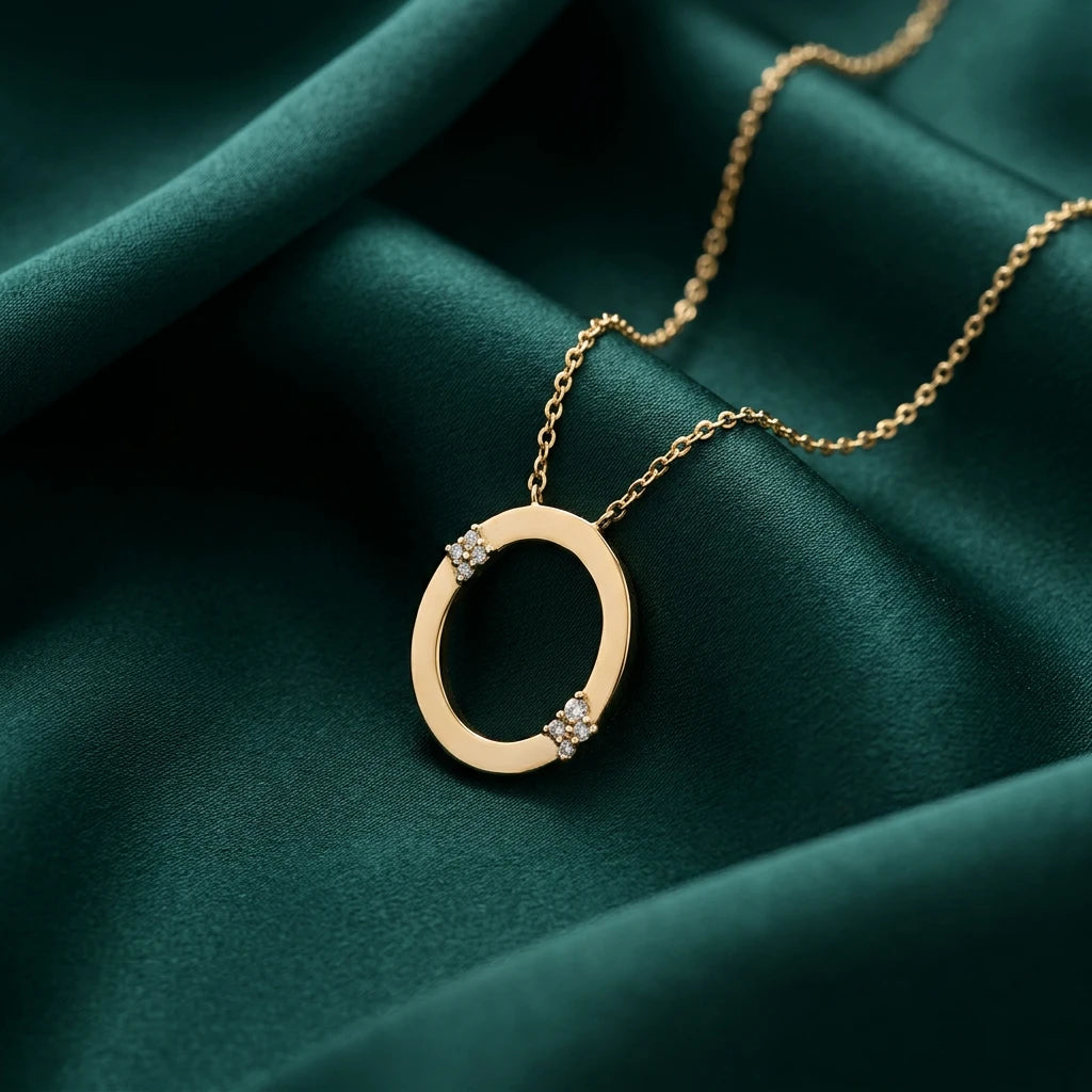 عقد ذهب عيار 18 قمر ساطع