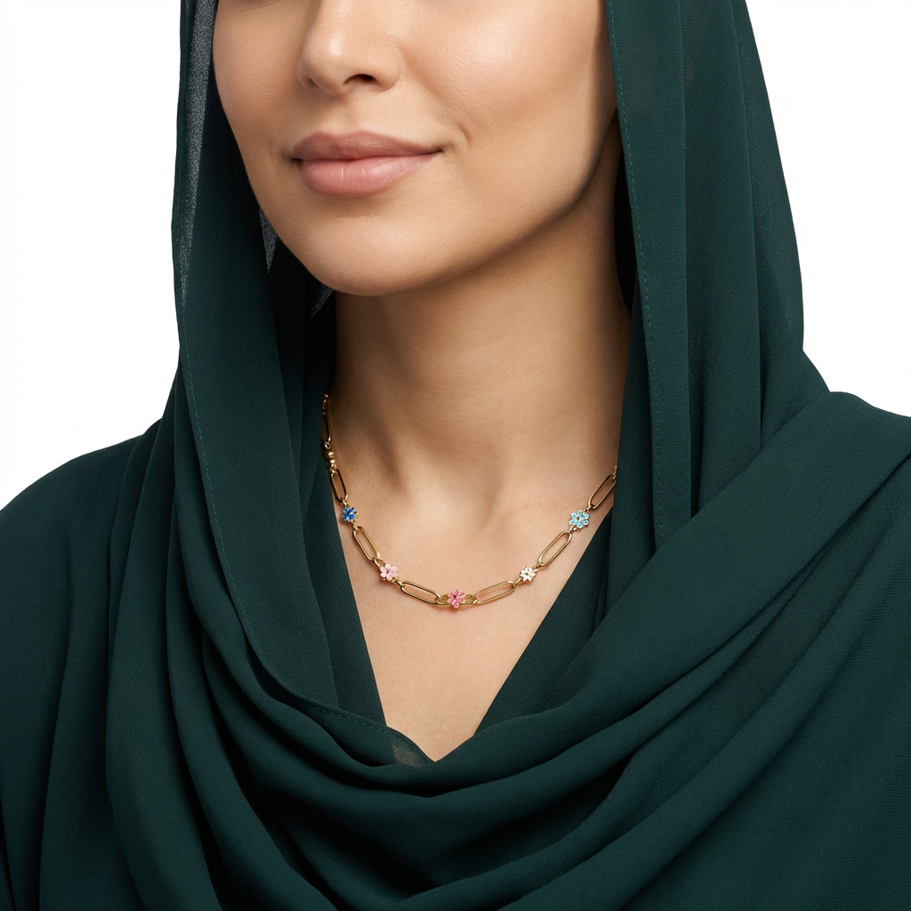 عقد الزهور عيار 18 بتصميم زهور ملونة