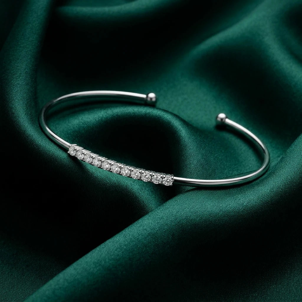 18K Gold Bracelet with Embellished Twisted Frame