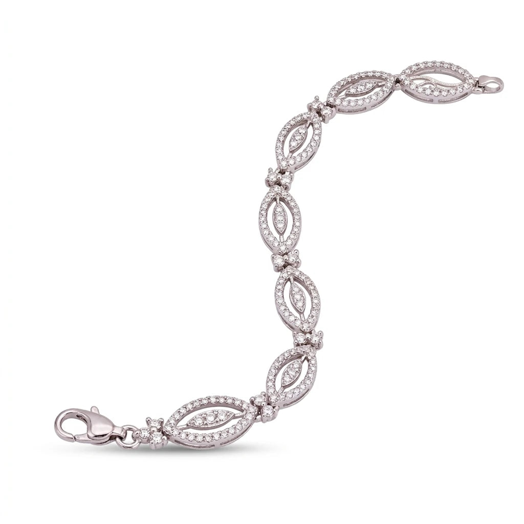 18K Chain Bracelet with Sparkling Shiny Stones Design