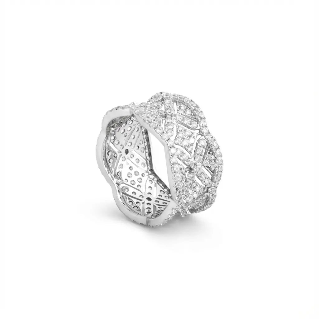 خاتم ذهب عيار 18 بتصميم مموج