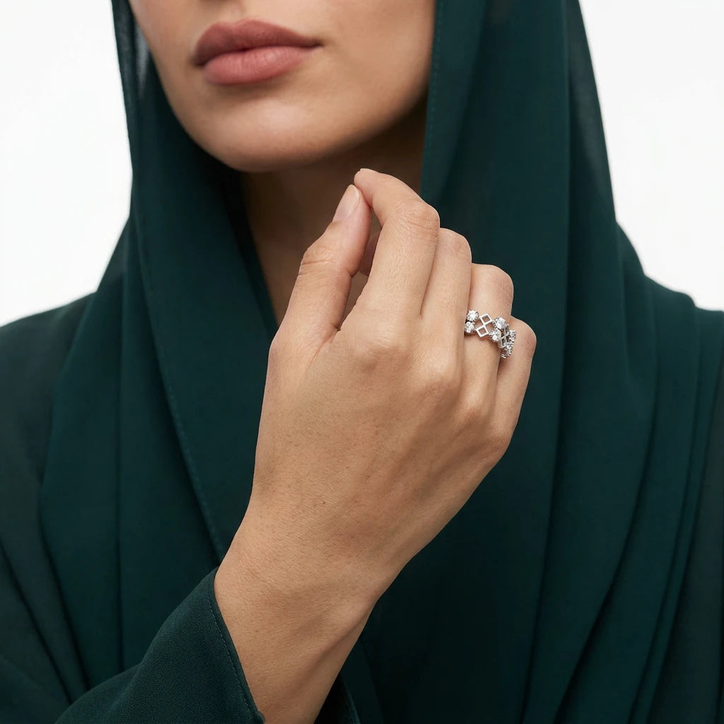دبلة ذهب أبيض عيار 18 بفصوص لامعة
