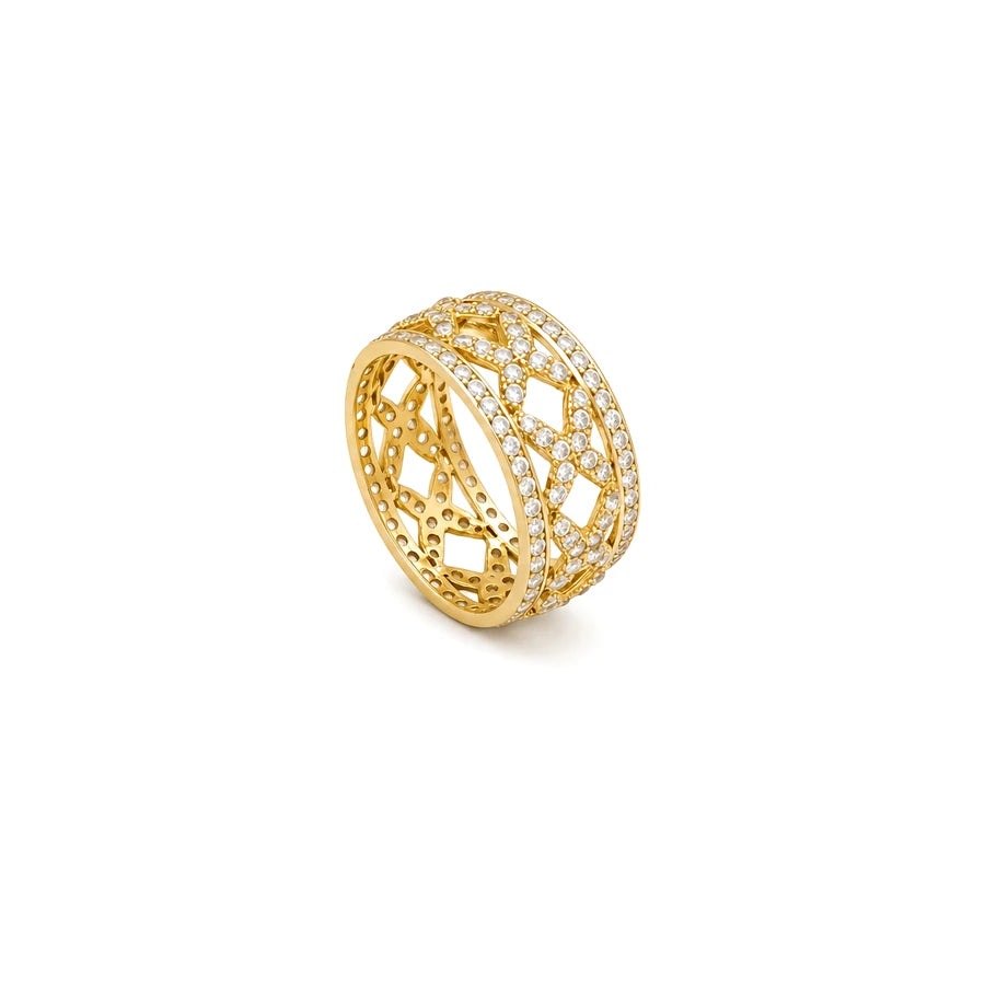 18K Gold Wedding Ring with Gemstones Design