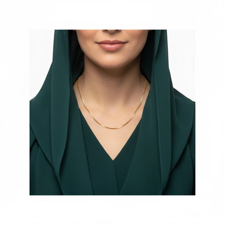 18K Gold Necklace with Simple Design