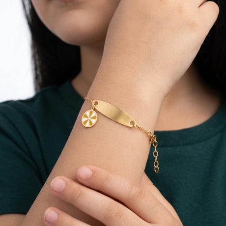 18K Gold Kids Chain Bracelet with Name Separator Flower Design