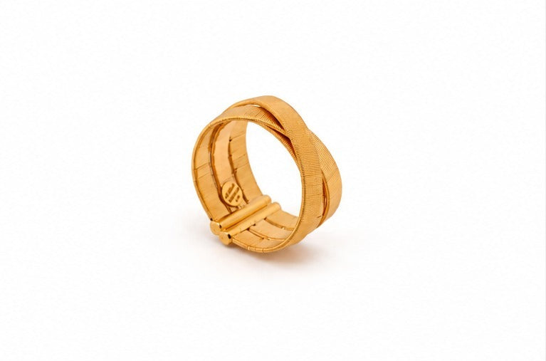 21K Gold Ring With interlocking Design