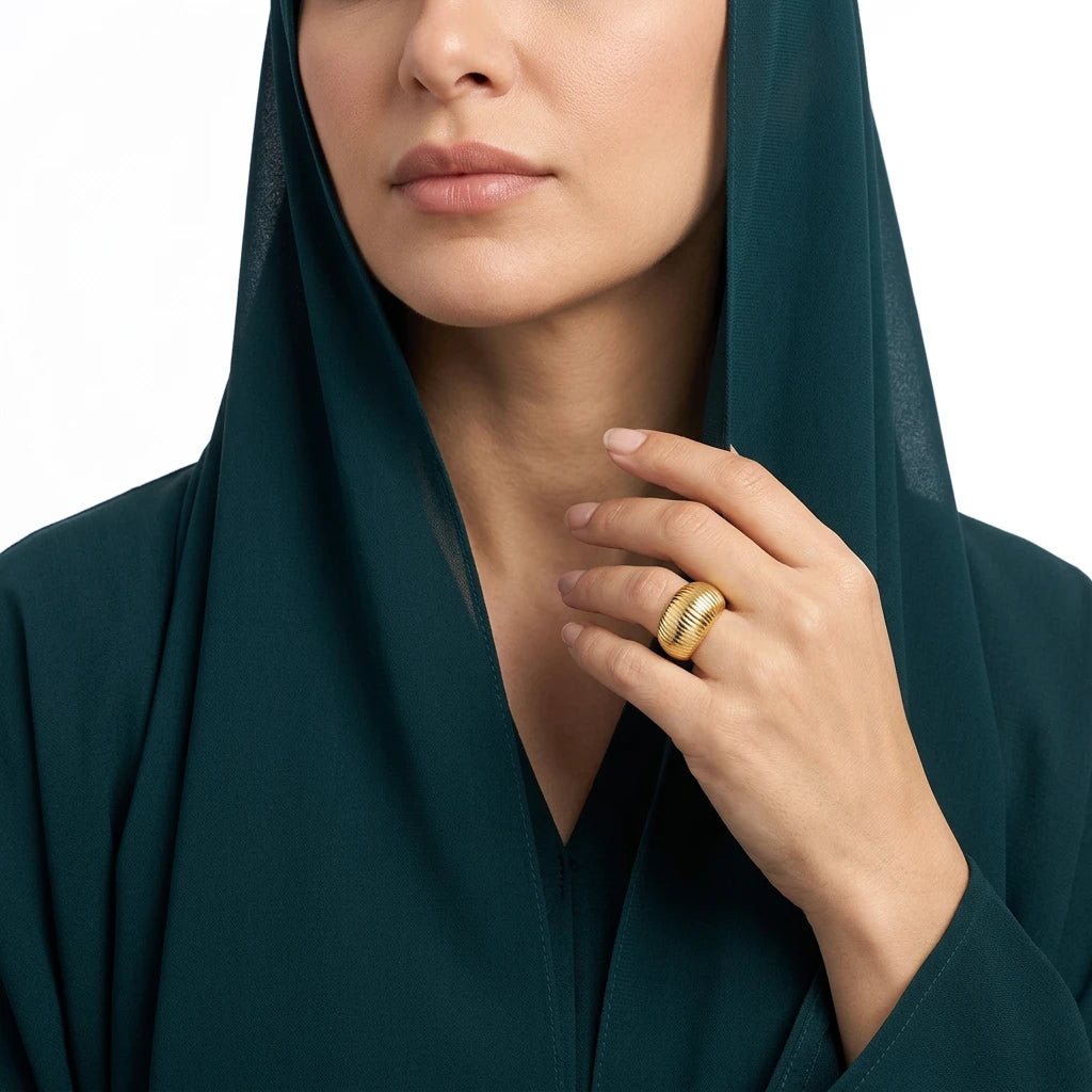 خاتم ذهب عيار 18 بتصميم بارز مضلع