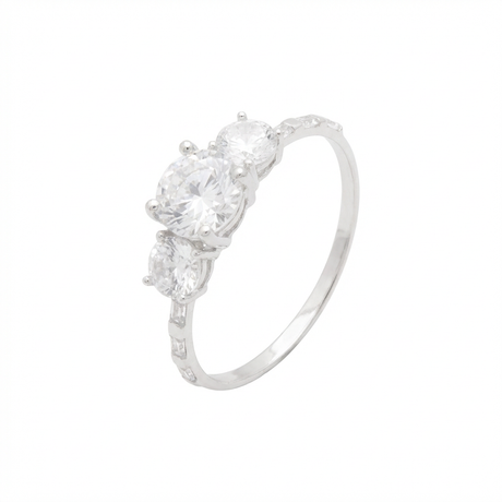 18K White Gold Ring with Modern Shiny Design