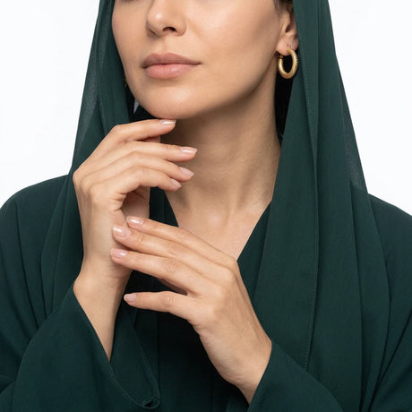 حلق ذهب عيار 18 بتصميم مجدول دائري