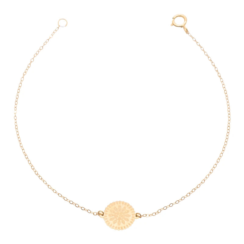 18K Gold Bracelet with Coin Pendant Design