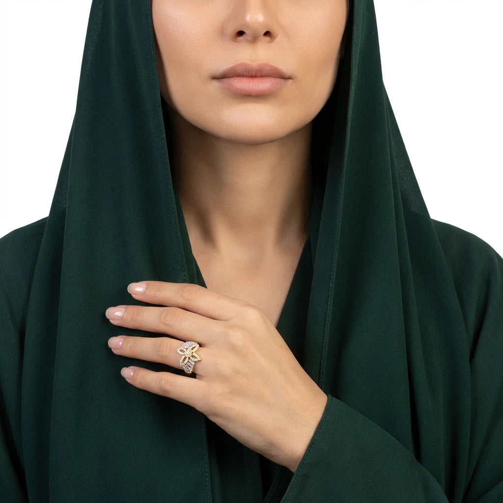 خاتم ذهب عيار 18 بتصميم زهرة