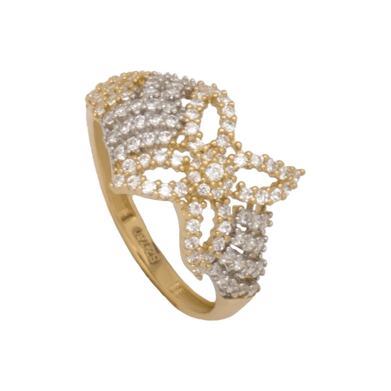 18K Gold Ring with Flower Design