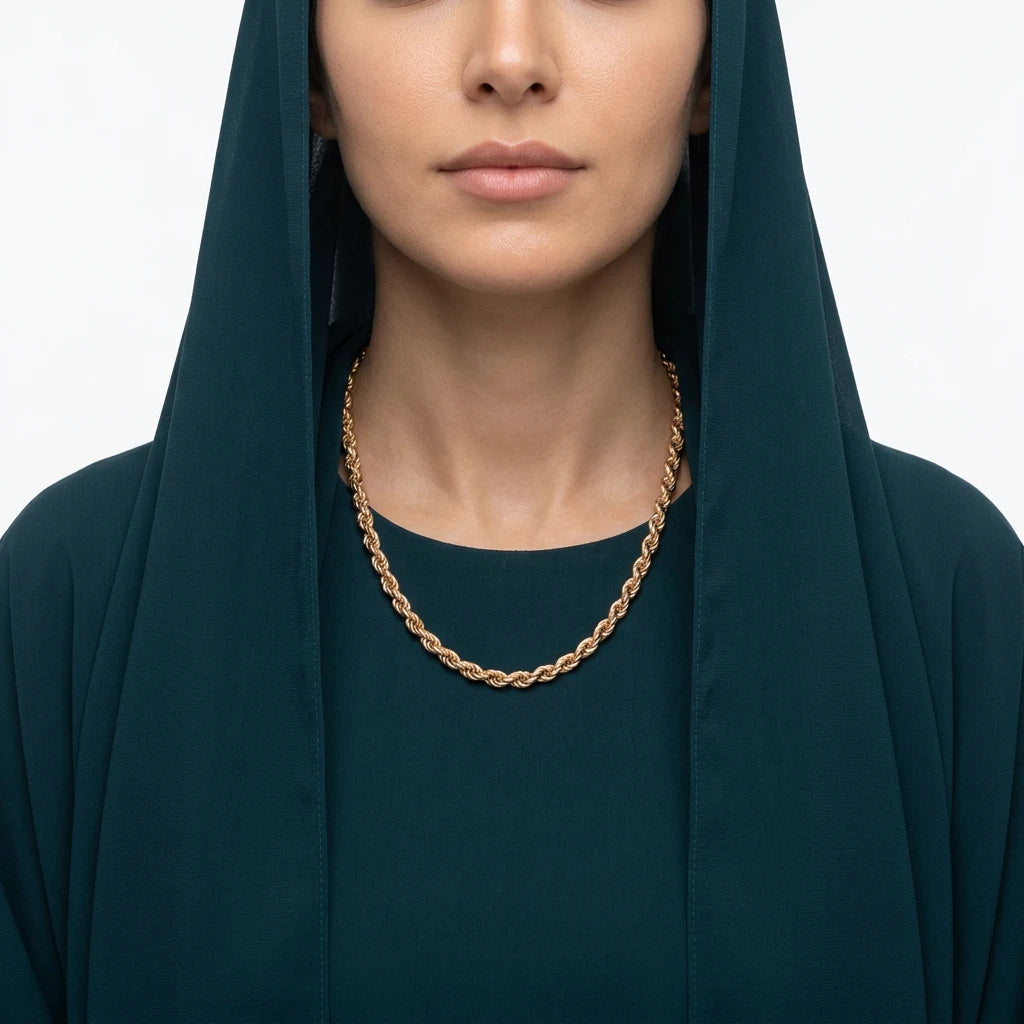 18K Gold Necklace with Braid Design
