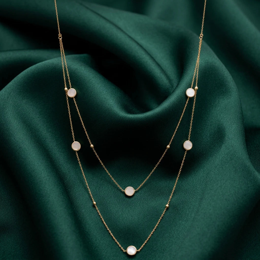 18K Gold Necklace with Uniform Circles