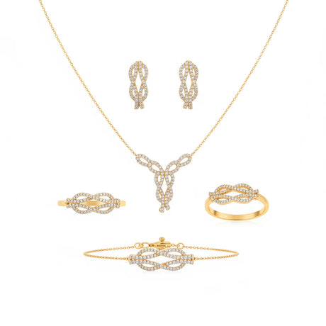 18K Gold Set with Interlocking Design
