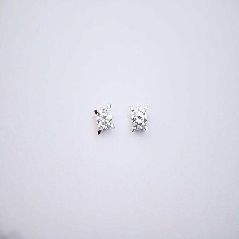 18K Gold Earrings with Sparkling Stones