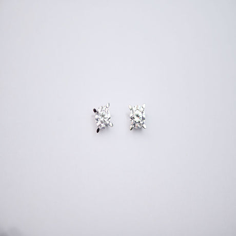18K Gold Earrings with Sparkling Stones