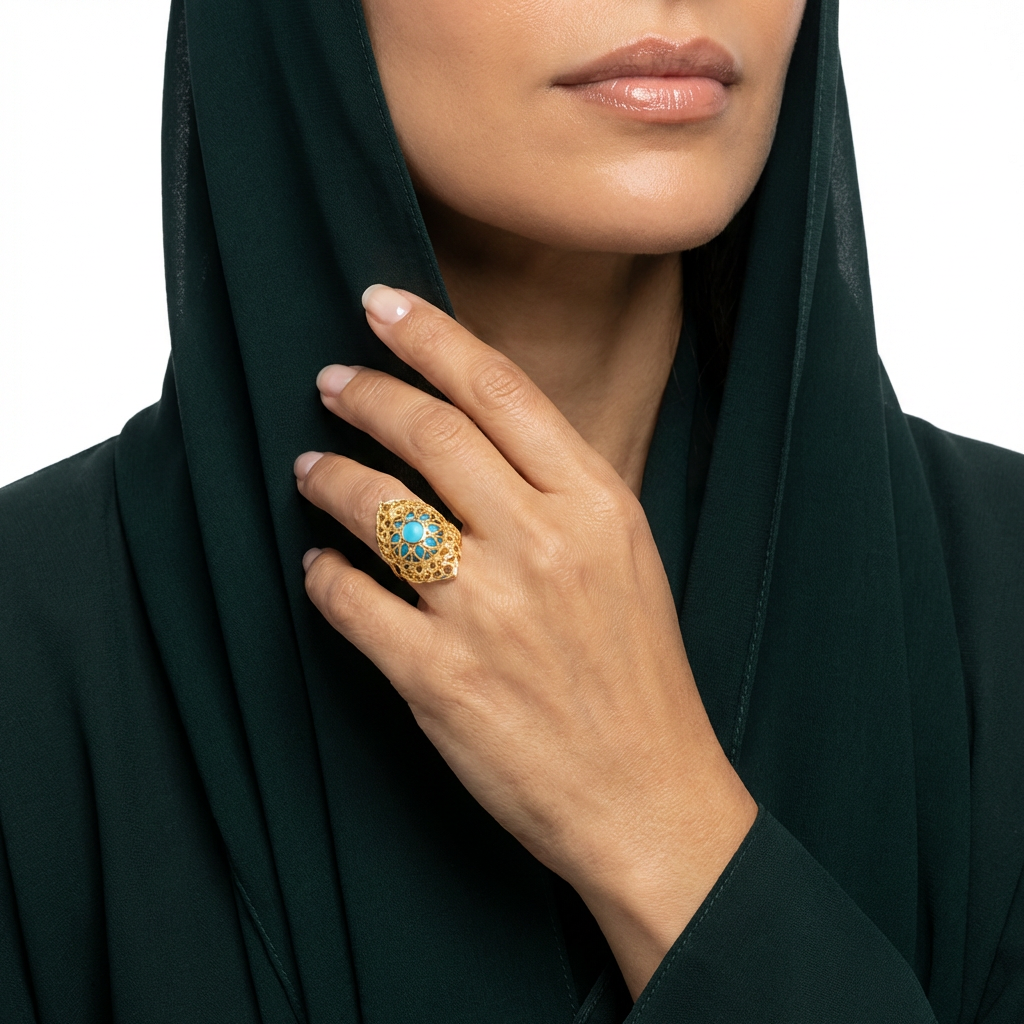 خاتم ذهب عيار 21 بتصميم شباكة ولون فيروزي