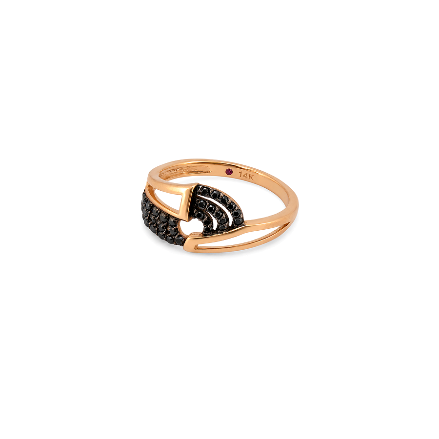 18K Gold Ring with Stone Design In Black