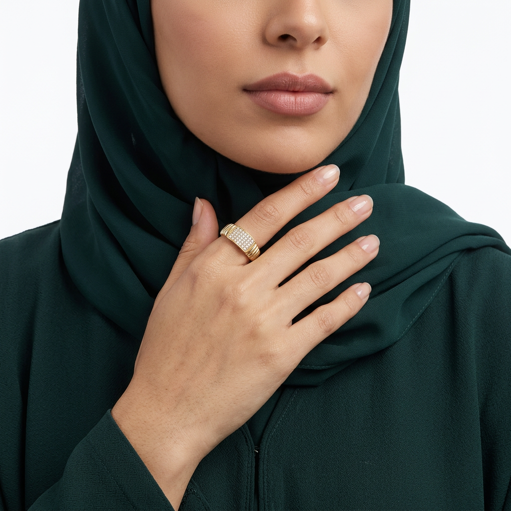 خاتم ذهب عيار 18 بحواف مضلعة