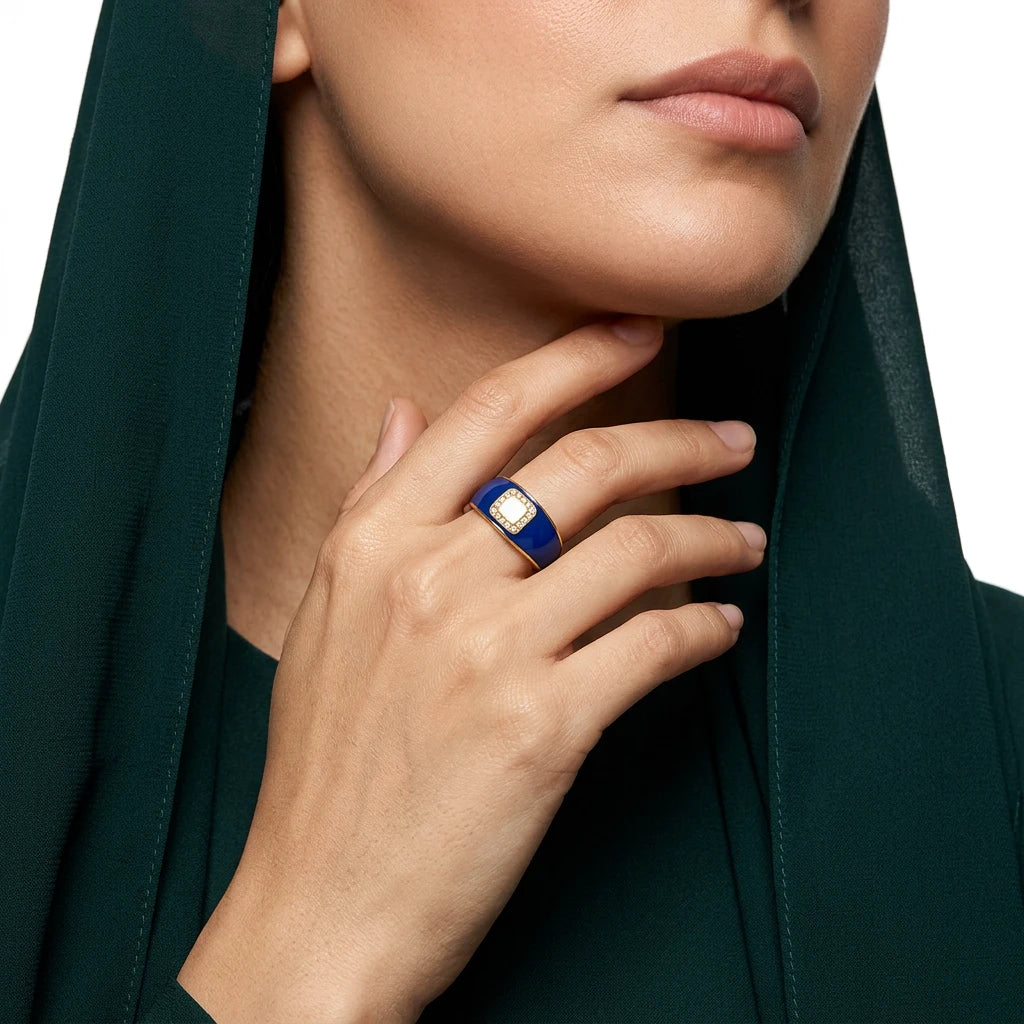 18K Gold Ring with Wide Color Square Embellished Stone Design In Blue
