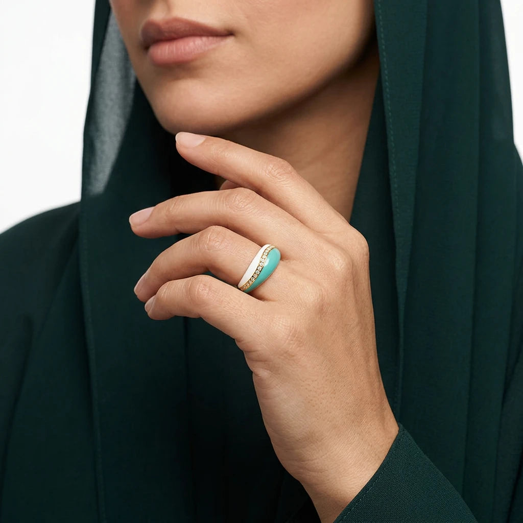 18K Gold Ring with Absolute Boldness Design