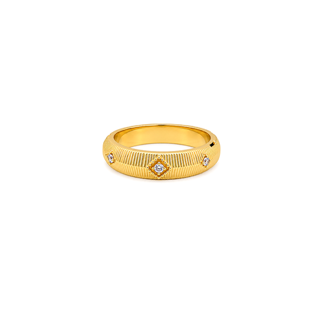 18K Gold Ring with Longitudinal Engravings