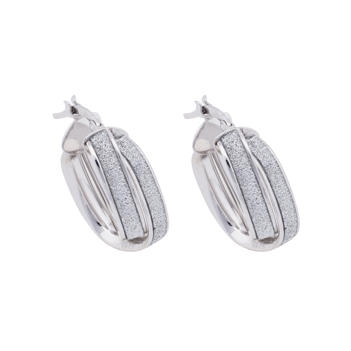 18K Gold Earrings with Shiny Parallel Lines Design