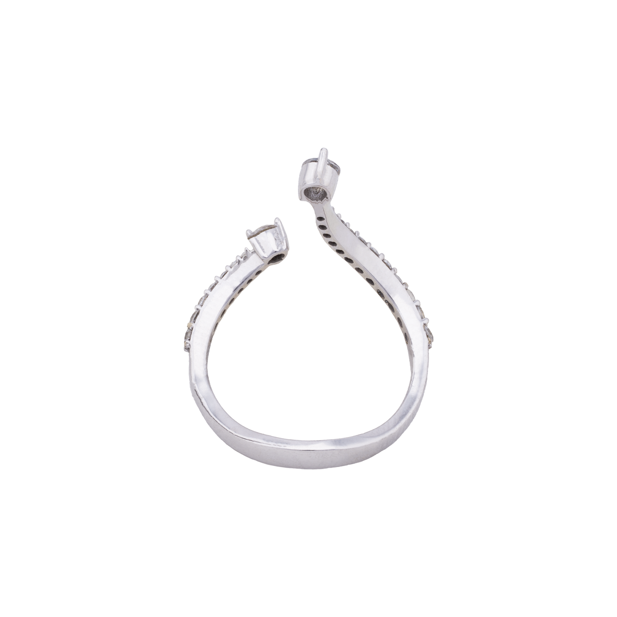 18K White Gold Ring with Contemporary Open Design