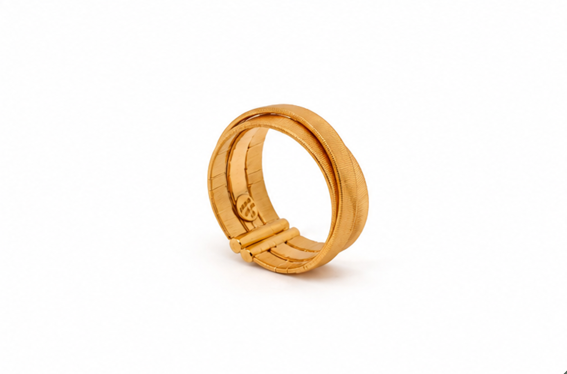 21K Gold Ring With interlocking Design