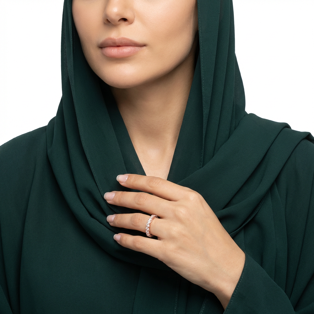 خاتم لوستر ذهب عيار 18 بفصوص