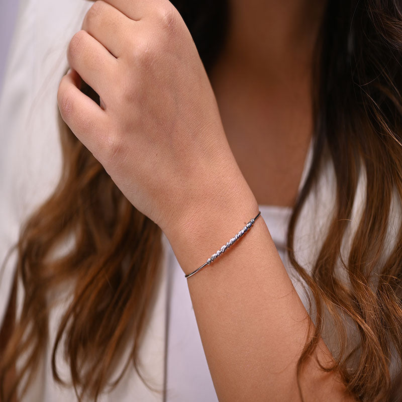 18K Gold Bracelet Simple Single Row