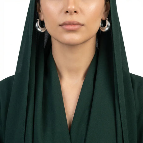 أقراط ذهب أبيض عيار 18 بتصميم دائري