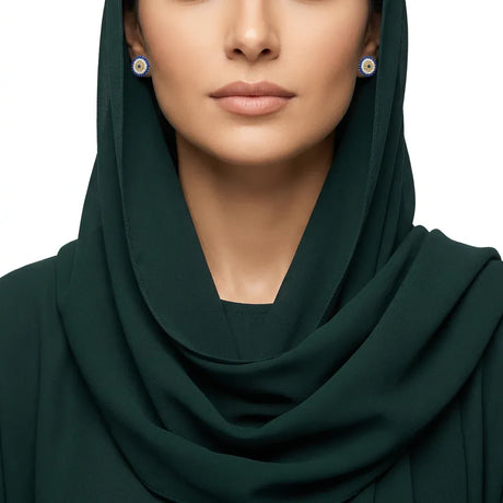 أقراط عيار 18 بتصميم مرصع راقي