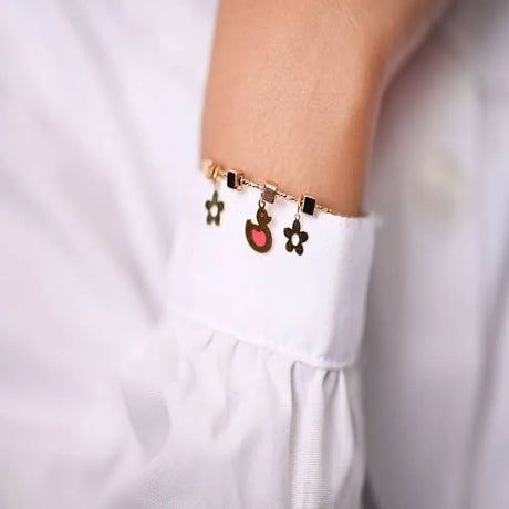 18K Gold Kids bracelet with Happy Duck Design