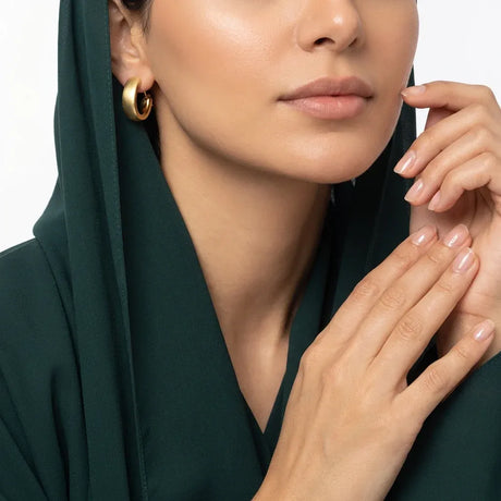 18K Gold Earrings with Aqua Design