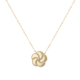 18K Gold Necklace with Elegant Flower Design