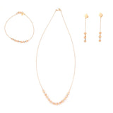 Half set of 18K gold, with close geometric shapes