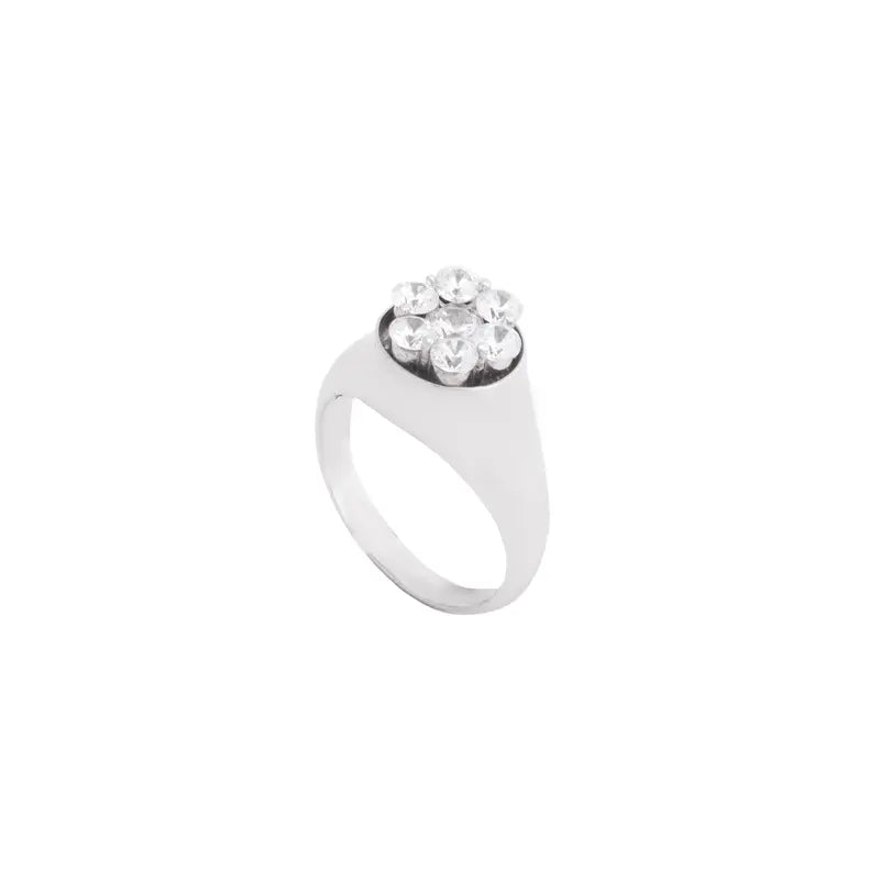 18K White Gold Ring with Shining Gemstones in Floral Design