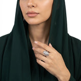 خاتم ذهب عيار 18 بتصميم لوزي بفصوص