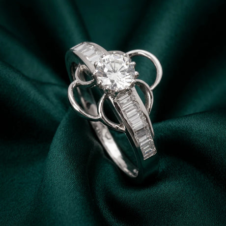 18K Gold High Status Ring